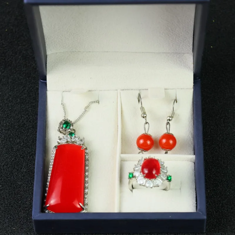 

Классический модный темперамент, красный комплект из трех предметов, женские украшения.