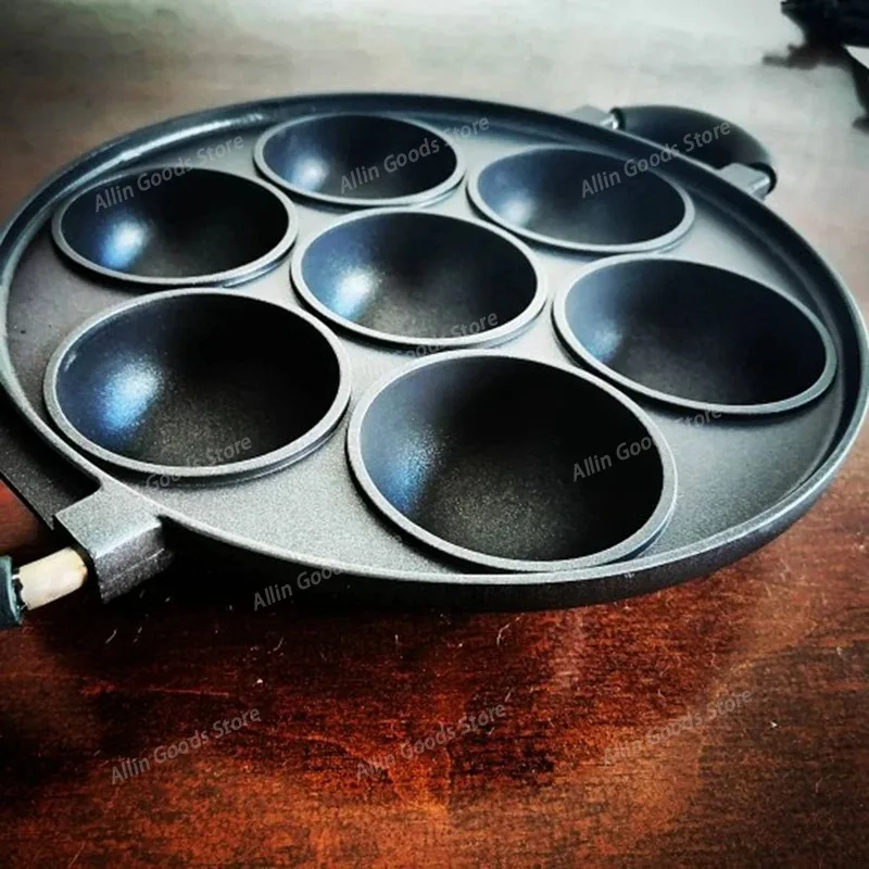 Cast Iron 7-Cavity Non-Stick Skillet, Multifunctional Kitchen Cookware for Omelets, Fried Eggs, Pies and Cakes