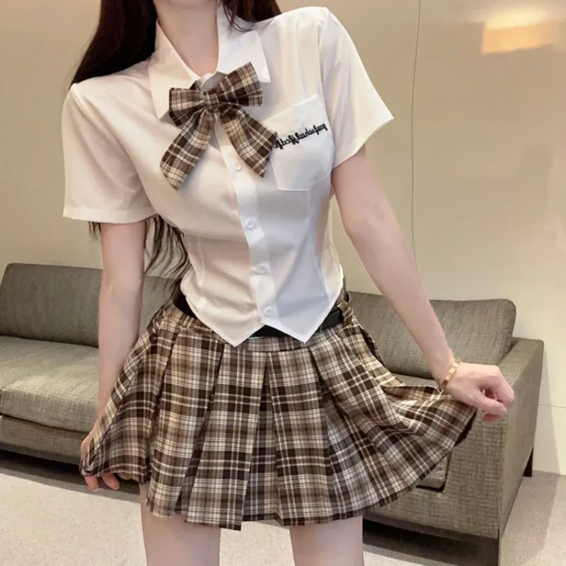 

White Embroidered Waist-Cinching Shirt with Bowtie Women's Skirt Korean Style School Uniform Design Two-Piece Set