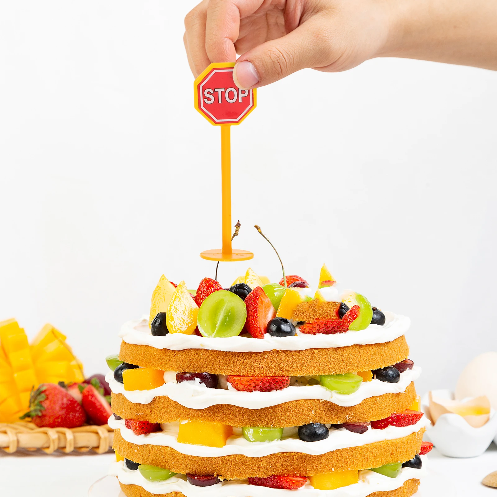 

5pcs Fireman Cake Topper Birthday Decoration Cupcake Ornament Party Festival Picks Dessert Ice Cream Cheese Fruit Decor Yellow