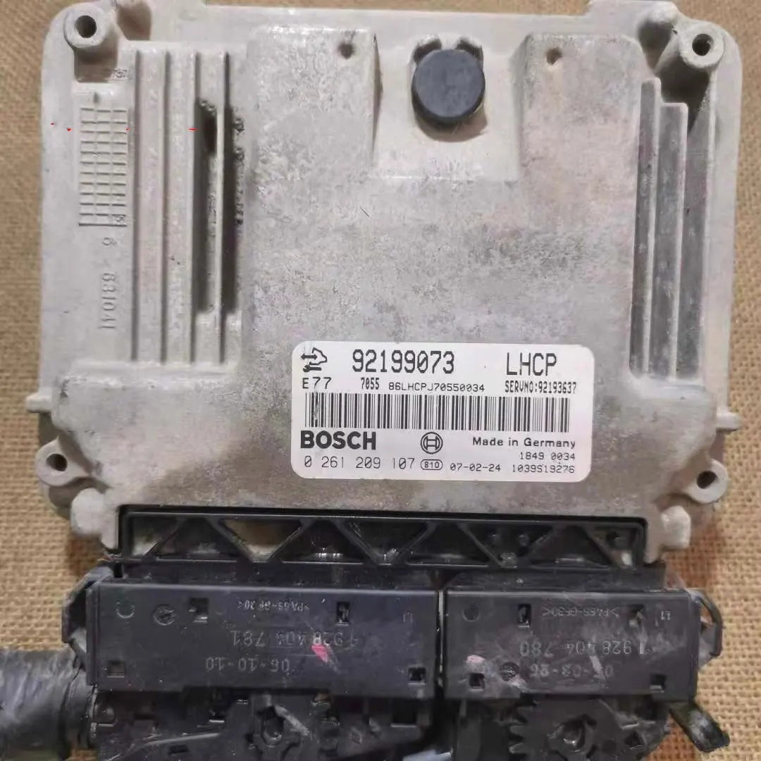 

Suitable for Buick Boulevard 2.8 engine USED computer board ECM Electronic Control Module 92199073 0261209107 E77