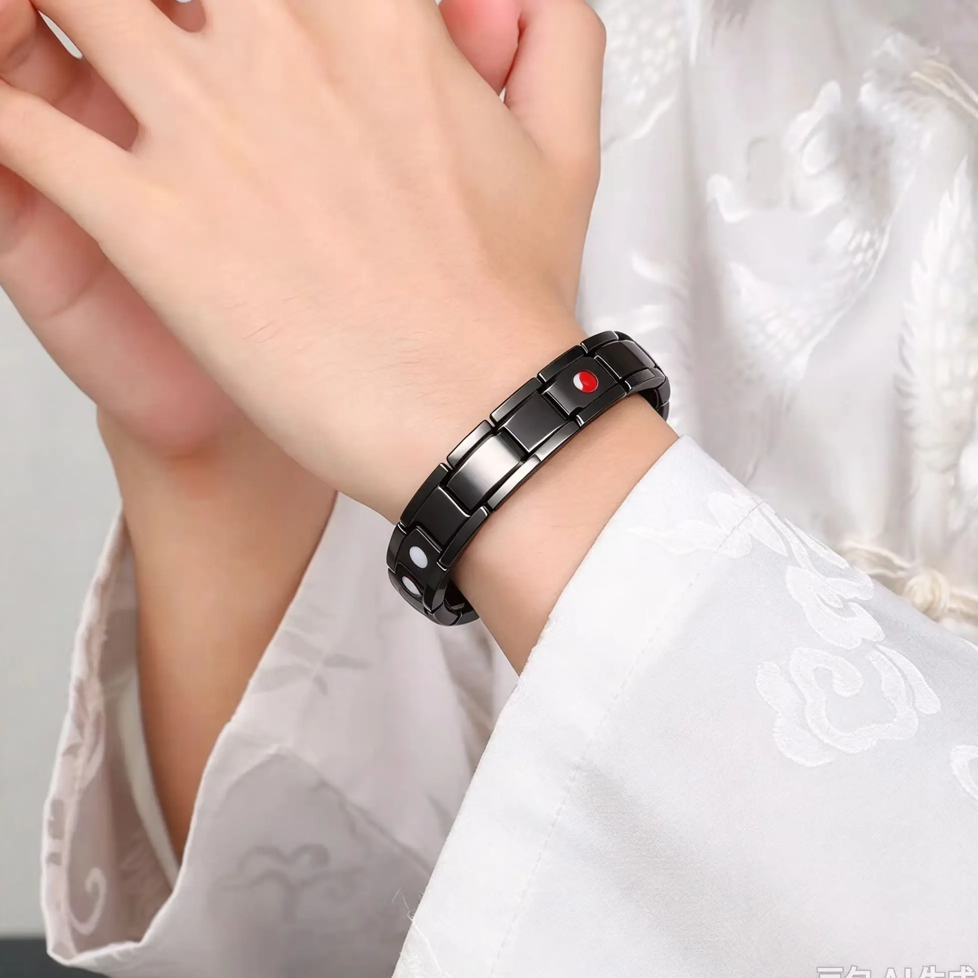 Unisex Sports Bracelet, Premium Zinc Alloy Construction, Durable Stylish Wrist Acces Exquisite High-End Men's Fashion Accessorie