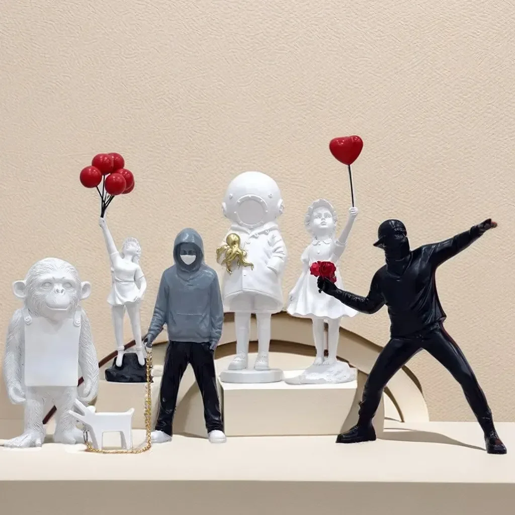 

Banksy Sculpture Collection Flower Thrower Statue Pop Art Balloon Accessories Modern Street Office Figurine Girl Decoration Home