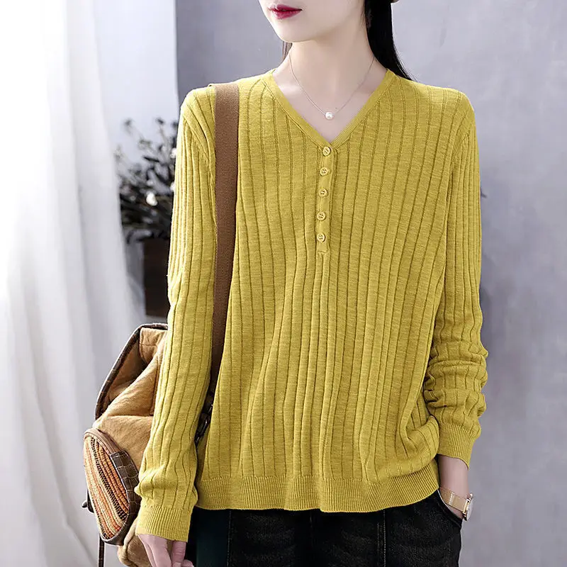 

Fashion V-Neck Button Solid Color Korean Sweater Women's Clothing 2022 Autumn New Oversized Casual Pullovers All-match Tops