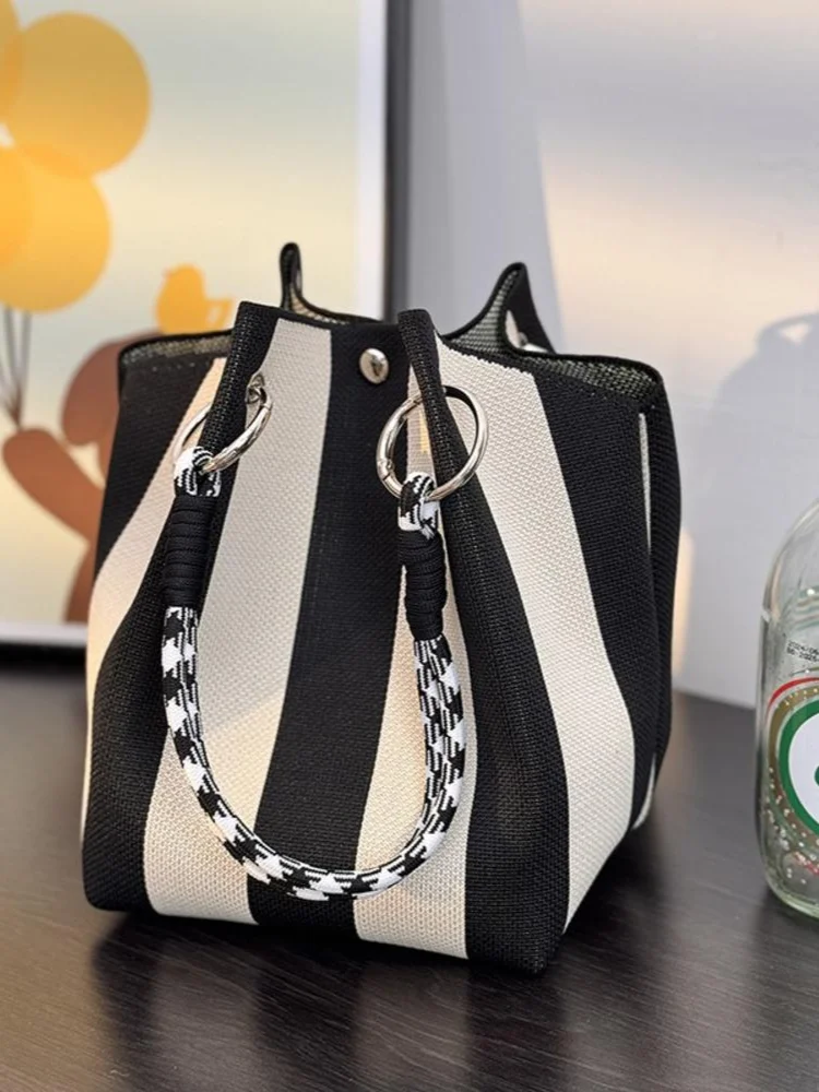 Metal Ring Handbag Fashionable Women'S Bucket Bag Knit Tote Bag Spacious Color Block Handbag For Leisure Travel Daily Commuting