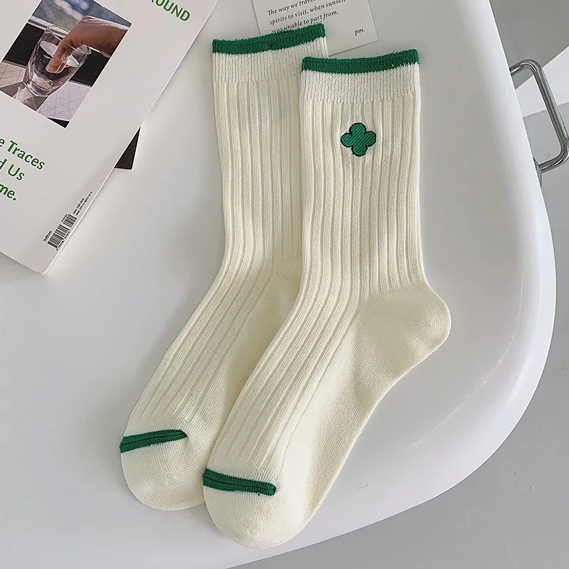 10 أزواج من الجوارب النسائية المعلقة للربيع والخريف جوارب أنبوبية متوسطة غير رسمية مريحة للنساء جوارب نسائية قابلة للتنفس