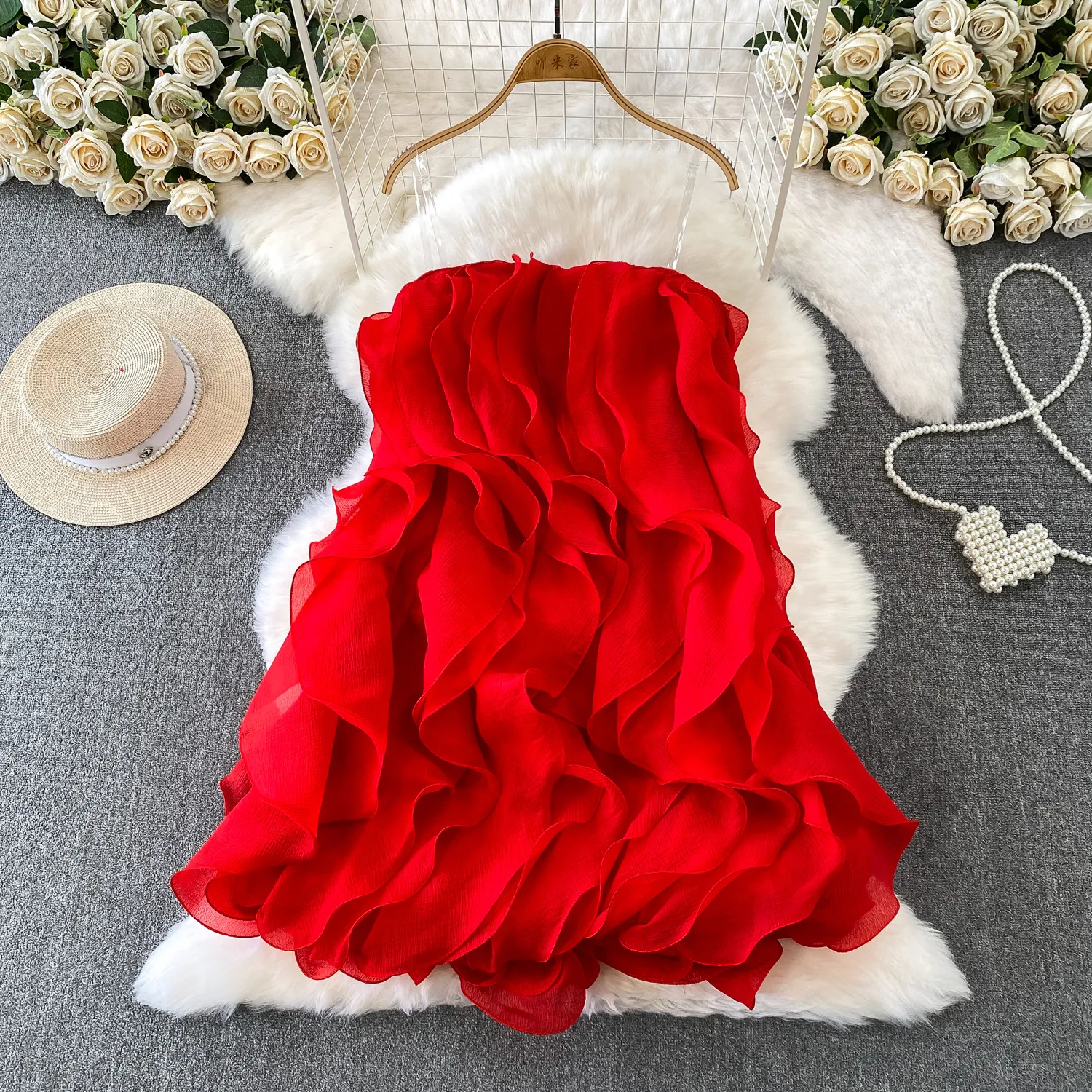 Seksowna brązowa/czerwona/biała/czarna sukienka z falbankami dla kobiet, letnia warstwowa mini sukienka z falistymi plisami, elegancka sukienka w stylu boho, sukienka w kształcie litery A.