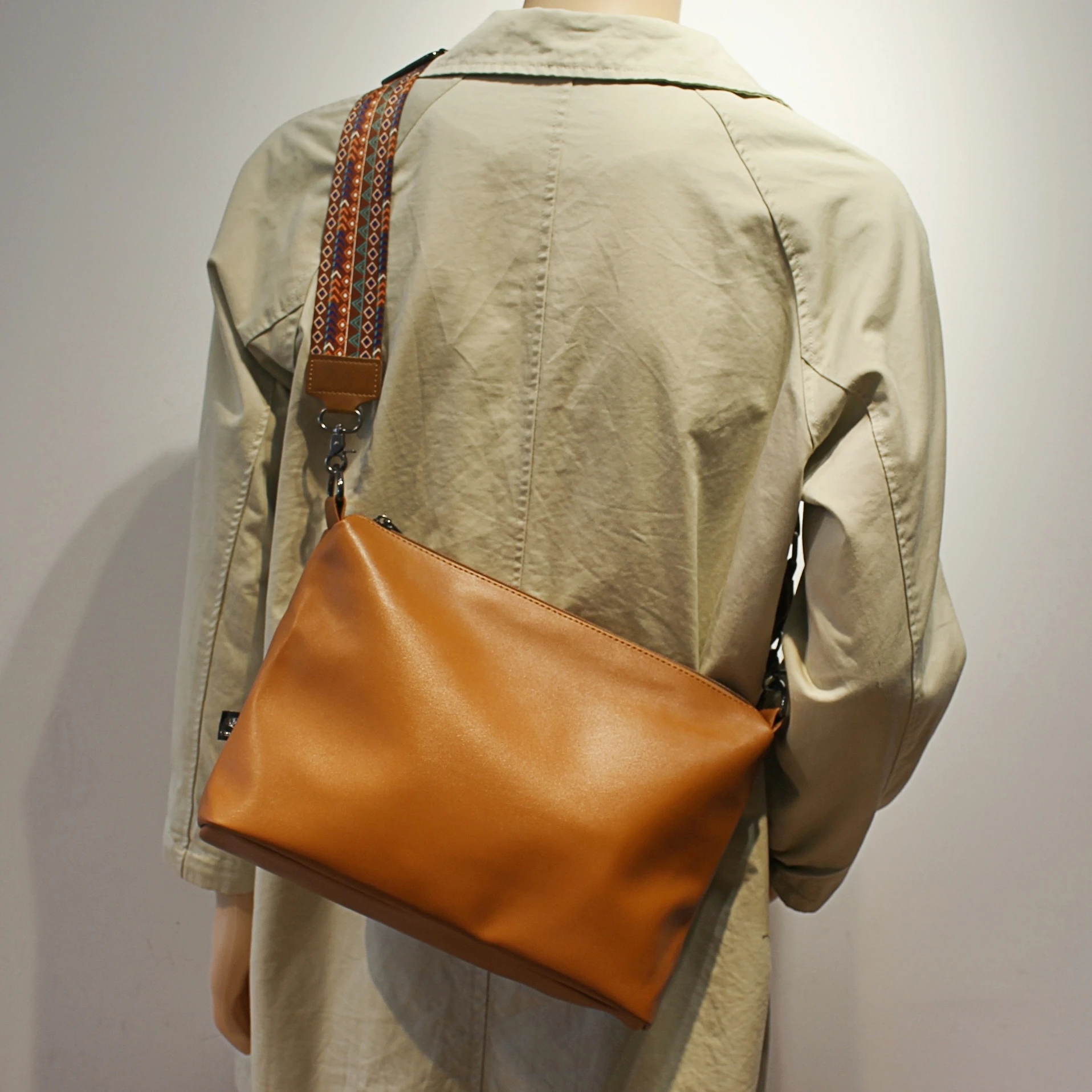 Мужская сумка через плечо Teebox из мягкой кожи, модная пригородная сумка через плечо для iPad, повседневная сумка на молнии сцены для отдыха