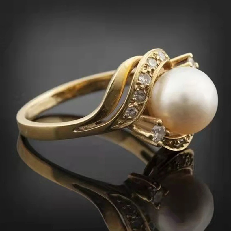 Huitan Gold Farbe Frauen Hochzeit Ringe mit Imitation Perle Temperament Elegante Weibliche Accessoires Phantasie Geschenk Neue Trendy Schmuck