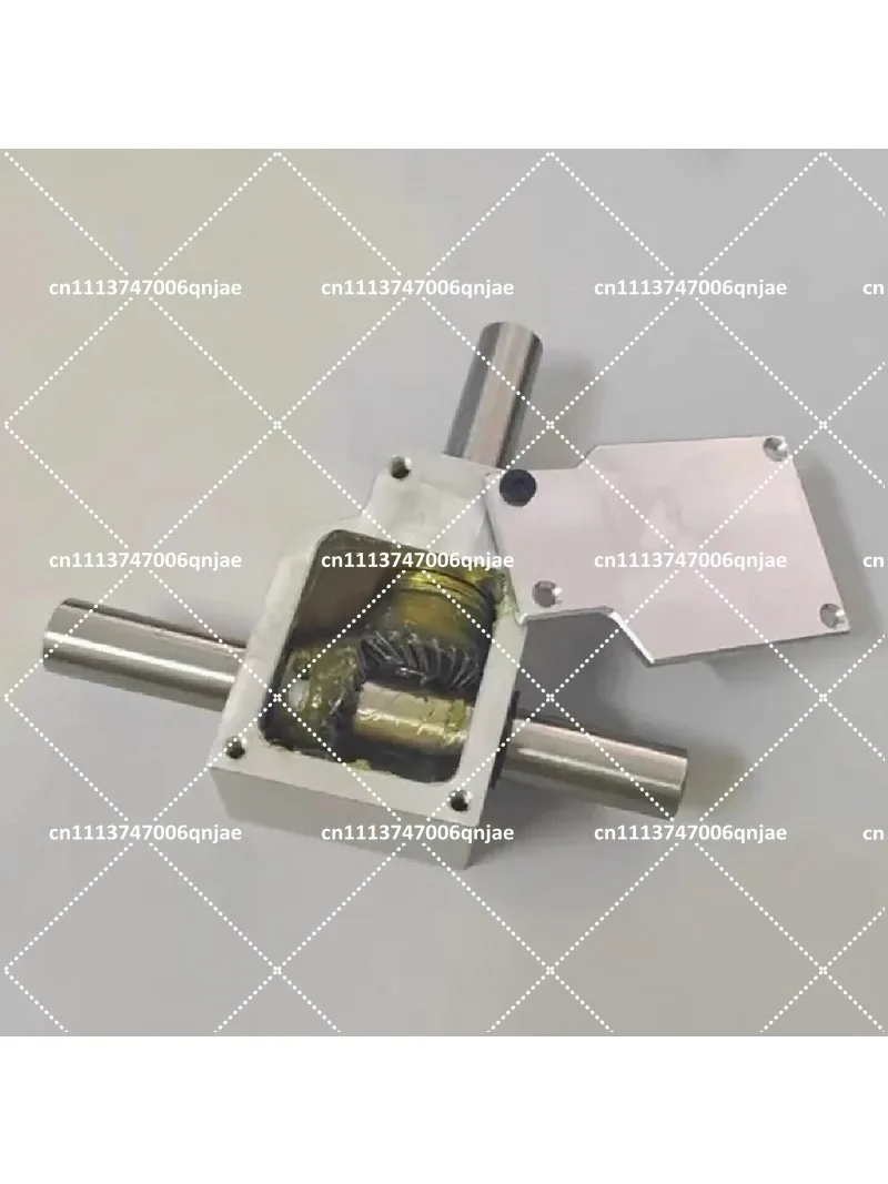 90 Degree Commutator Right Angle Transmission Reversing Helical Bevel Gearbox Reduction Ratio 1:1 Double Output Shaft 12MM