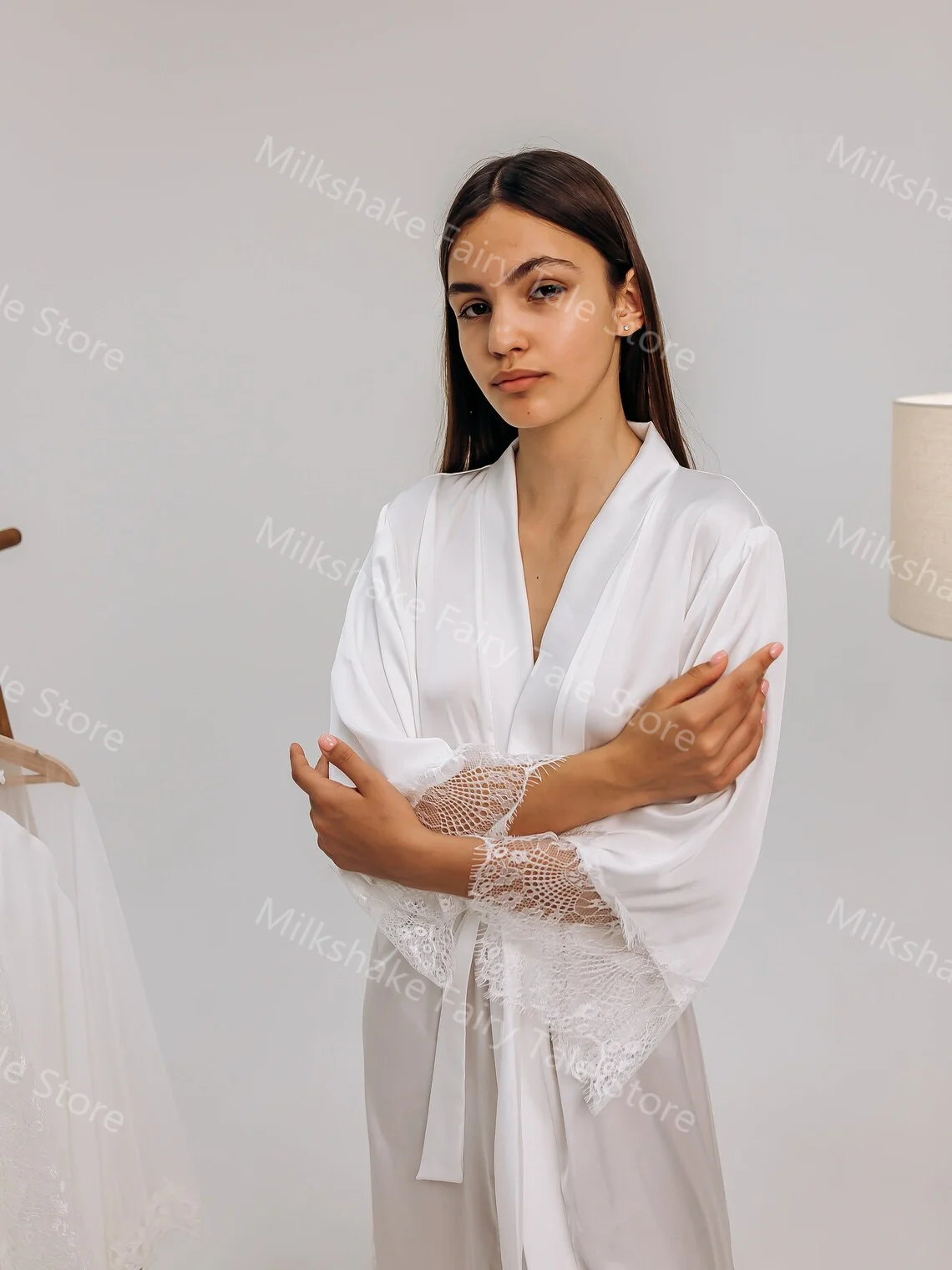 Romantic White Bridal Nightgowns Soft Satin 3/4 Sleeves Wedding Pajamas Sexy Knee Length Lace Ruched Bridal Boudoir Robes