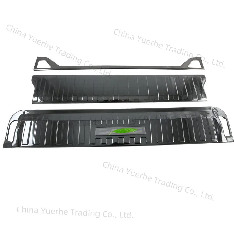 

Suitable for 22 BMW X5L inner rear guard modified accessories, stainless steel built-in rear guard tailgate guard sticker