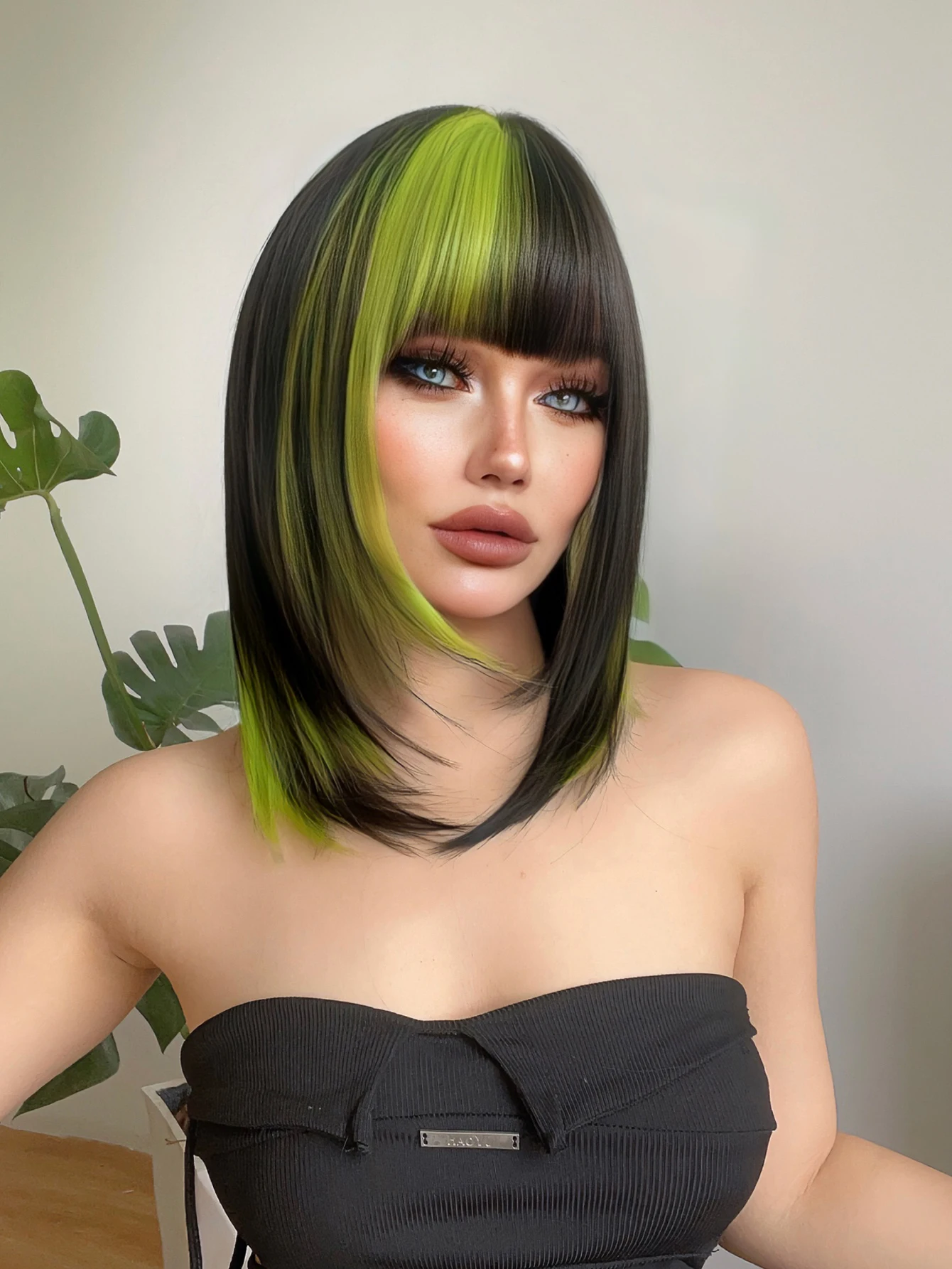 18Inch Black Highlight Fluorescent Green Synthetic Wigs With Bang Short Natural Straight Hair Wig For Women Daily Heat Resistant