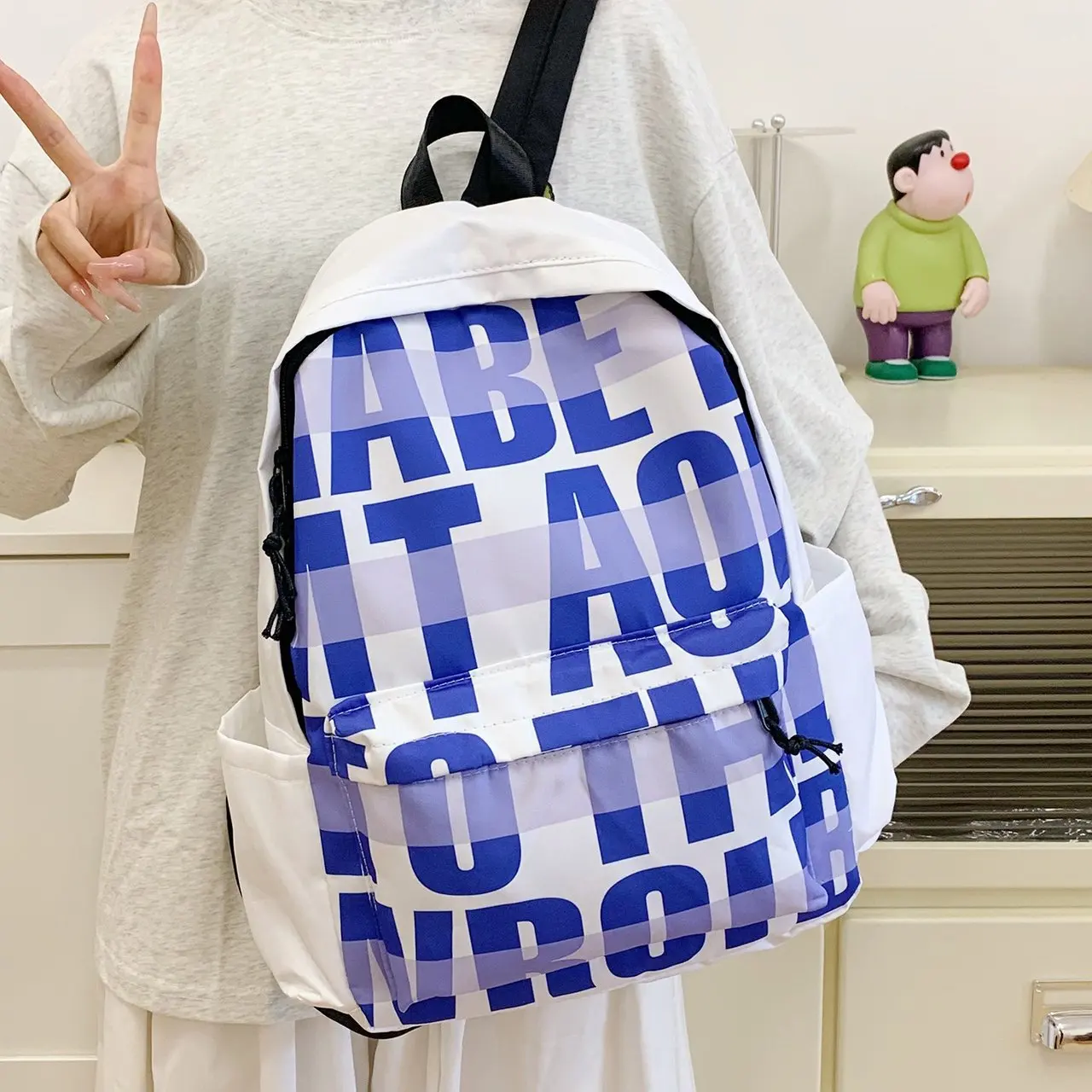 Travel School Bag for Women Fashionable Backpack with Spacious Capacity Suitable for Daily Activities and Trip