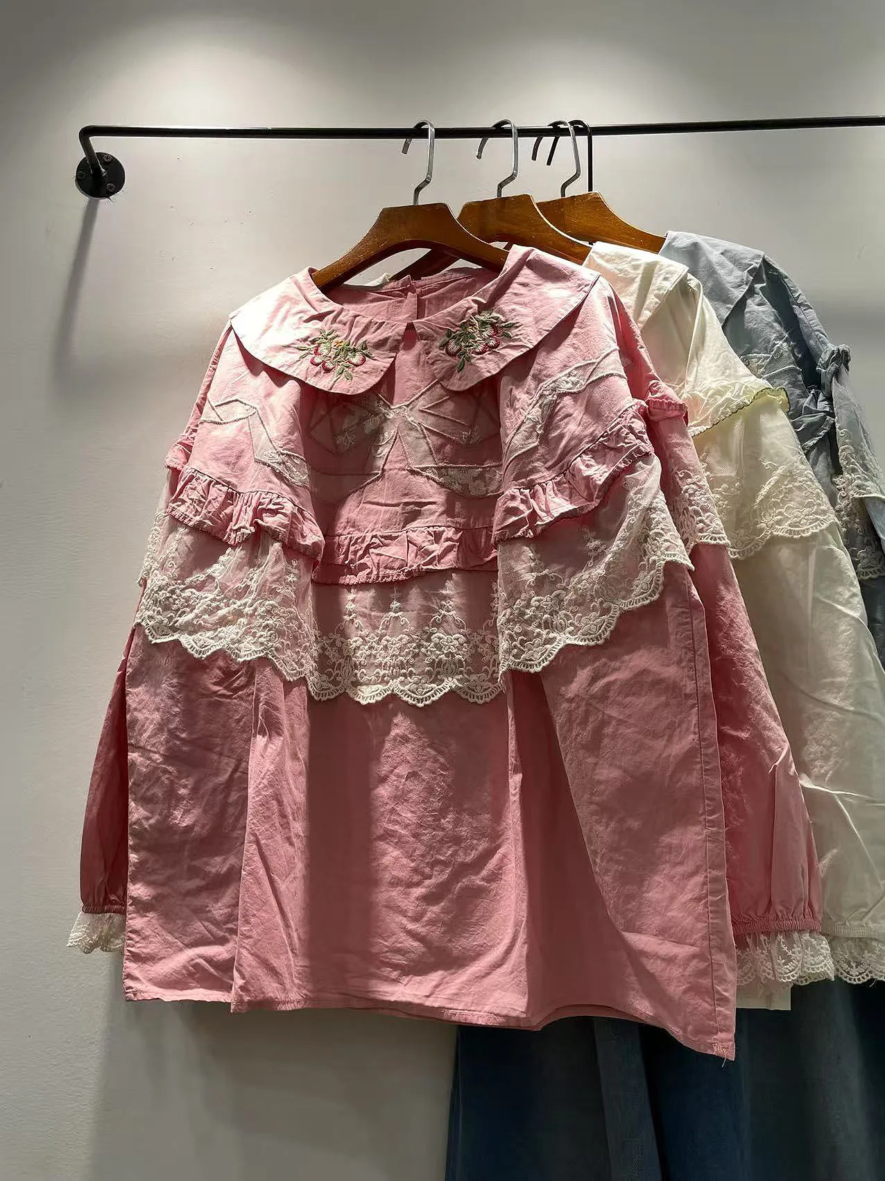 

Свободный длинный све, вышитый кукольный воротник с кружевной отделкой, женский дышащий повседневный длинный воротник для девочек Faion