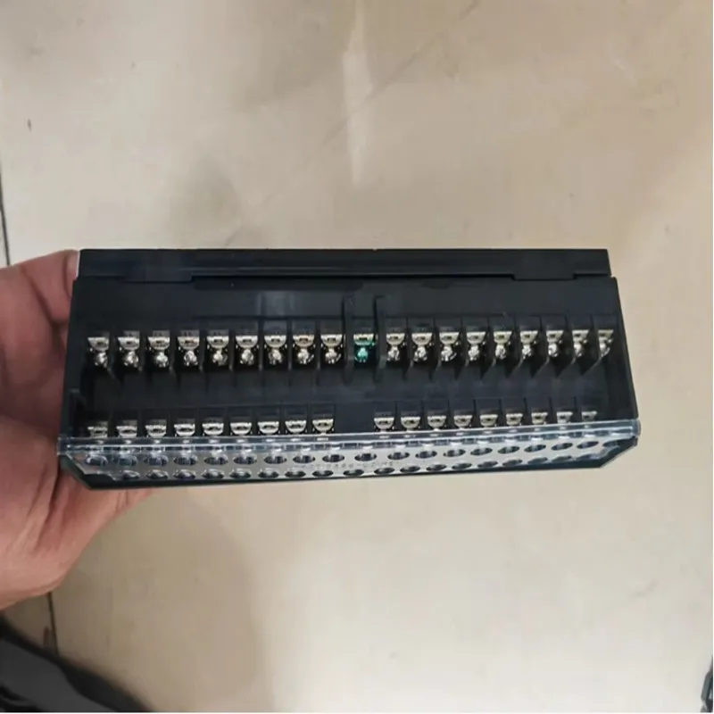 

Новый оригинальный модуль ic670cbl003 IC670MDD441 IC670MDL233 IC670MDL240 IC670MDL331 IC670MDL640 IC670MDL642 IC670MDL643