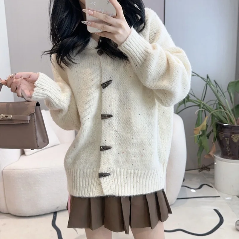 Autumn&Winter New Knitted Cardigan Sweater Coat 2024 New Women's Thickened Soft Hooded Sweater Horn Buckle Knitwears Sweater