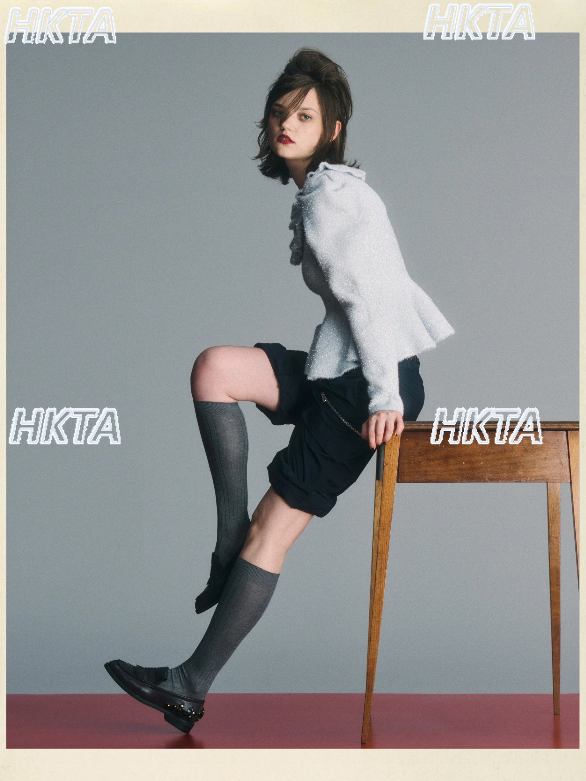 

Милый темпераментный зимний плиссированный кружевной вязаный свитер с квадратным вырезом и длинными рукавами, элегантный японский пуловер для женщин