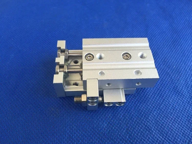 Neuer originaler Kreuzrollen-Schiebezylinder MXS20-75AT/BT/CT/AS/BS/CS/ABC