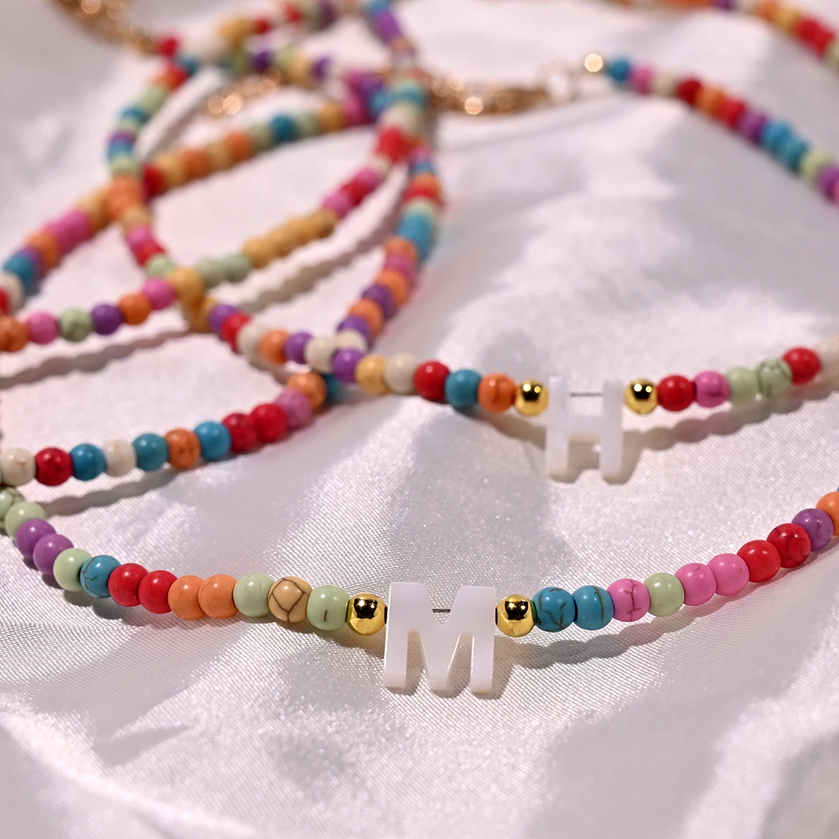 Natural Shell Initial Choker Fashion Colorful Beads 26 Letters Necklace for Women Bohemian Jewelry Boho Accessories