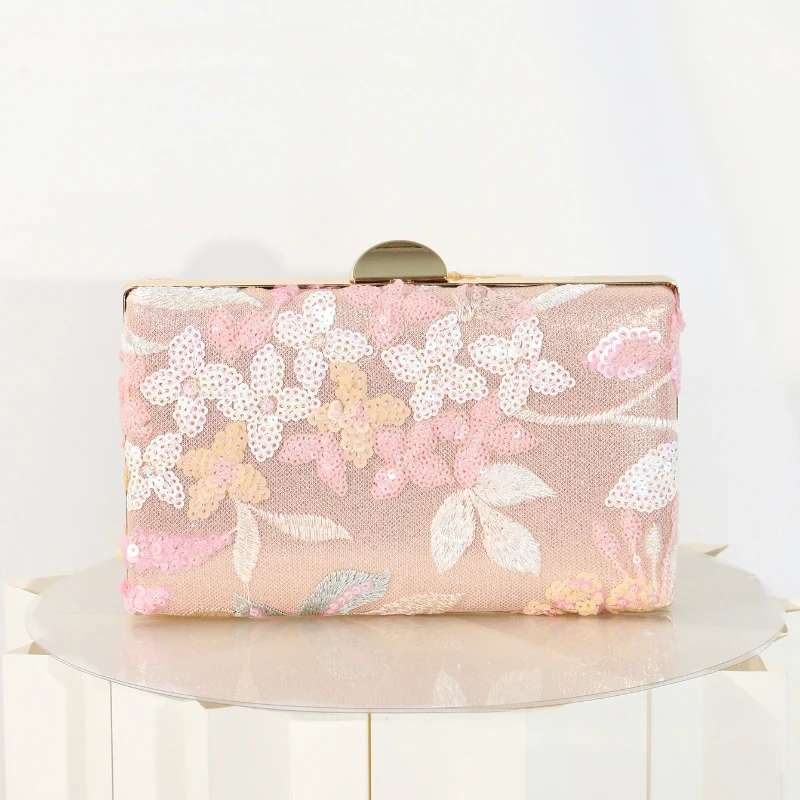 

Handcrafted Embroidered Evening Bags Women Double-Sided Flower Beading Clutch Chinese Style Sequin Design Light Pink Prom Purse