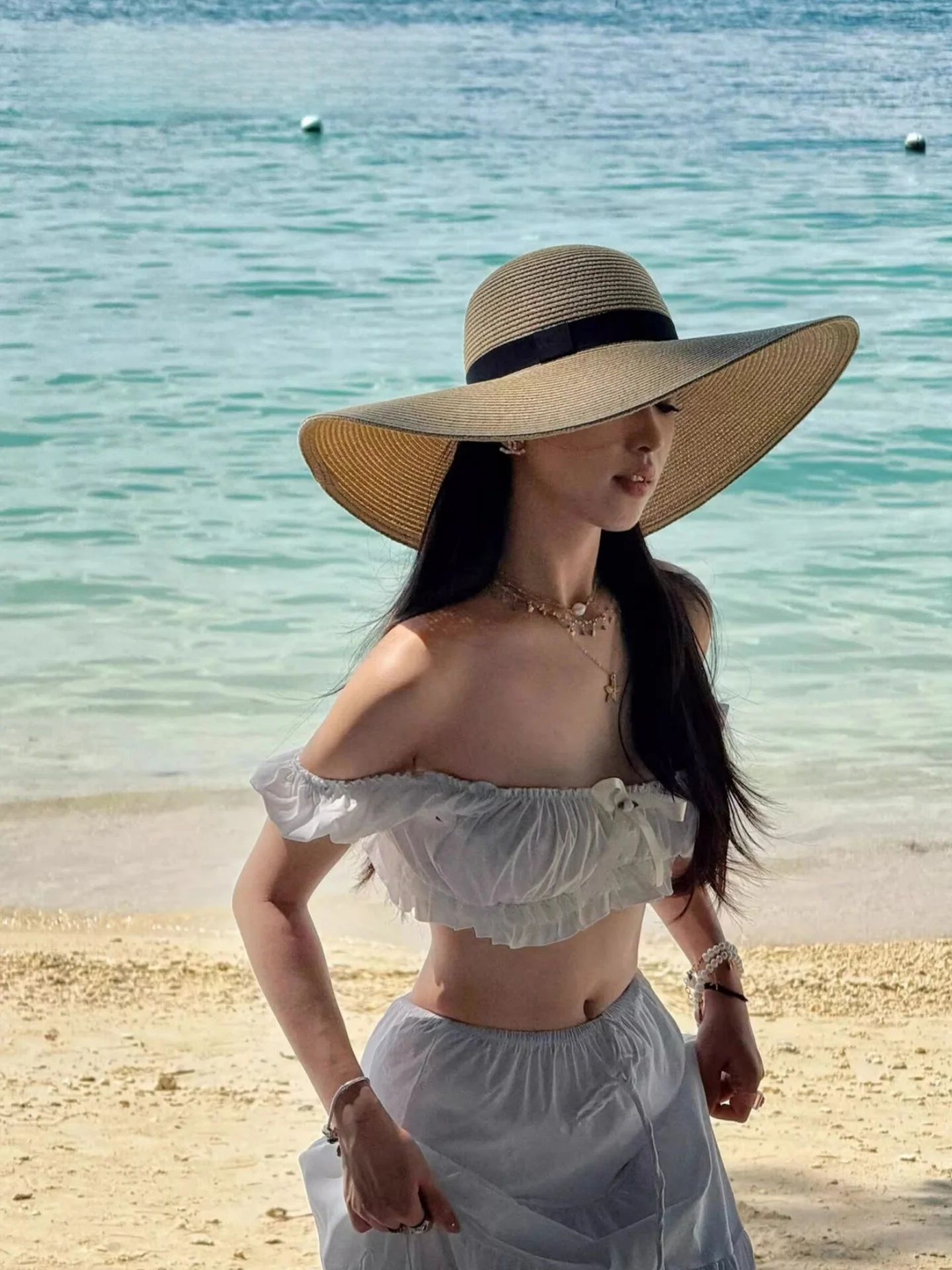 women's-straw-hat-summer-2026-new-foldable-large-brim-sunscreen-beach-holiday-style-sand-beach-sun-protection-fashionable