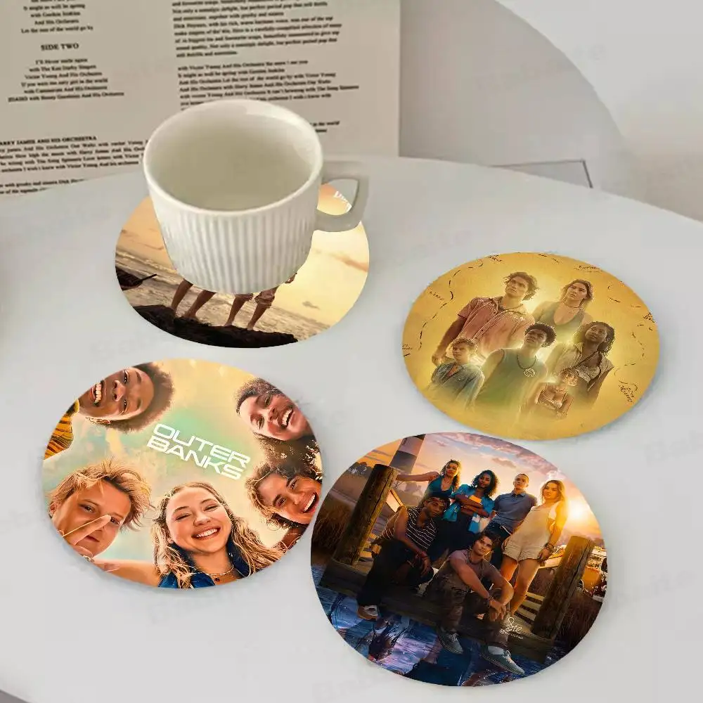 Hot TV O-Outer Banks Retro Wooden Cup Mats Elements Colour Printing Cup Coasters Home Kitchen Decora Gifts