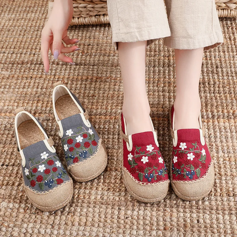 2022 Women Linen Canvas Shoes Retro Bohemian Slip-On Flat Comfortable Loafers Ladies Casual Embroidered Hemp Sole Sneakers