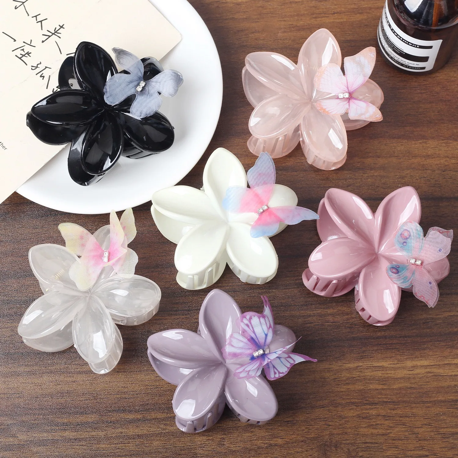 

Fashion Egg Flower with Butterfly Hairpin Hair Accessories for Women Retro Exquisite Flower Shark Grip Headwear Hair Clips Tiara