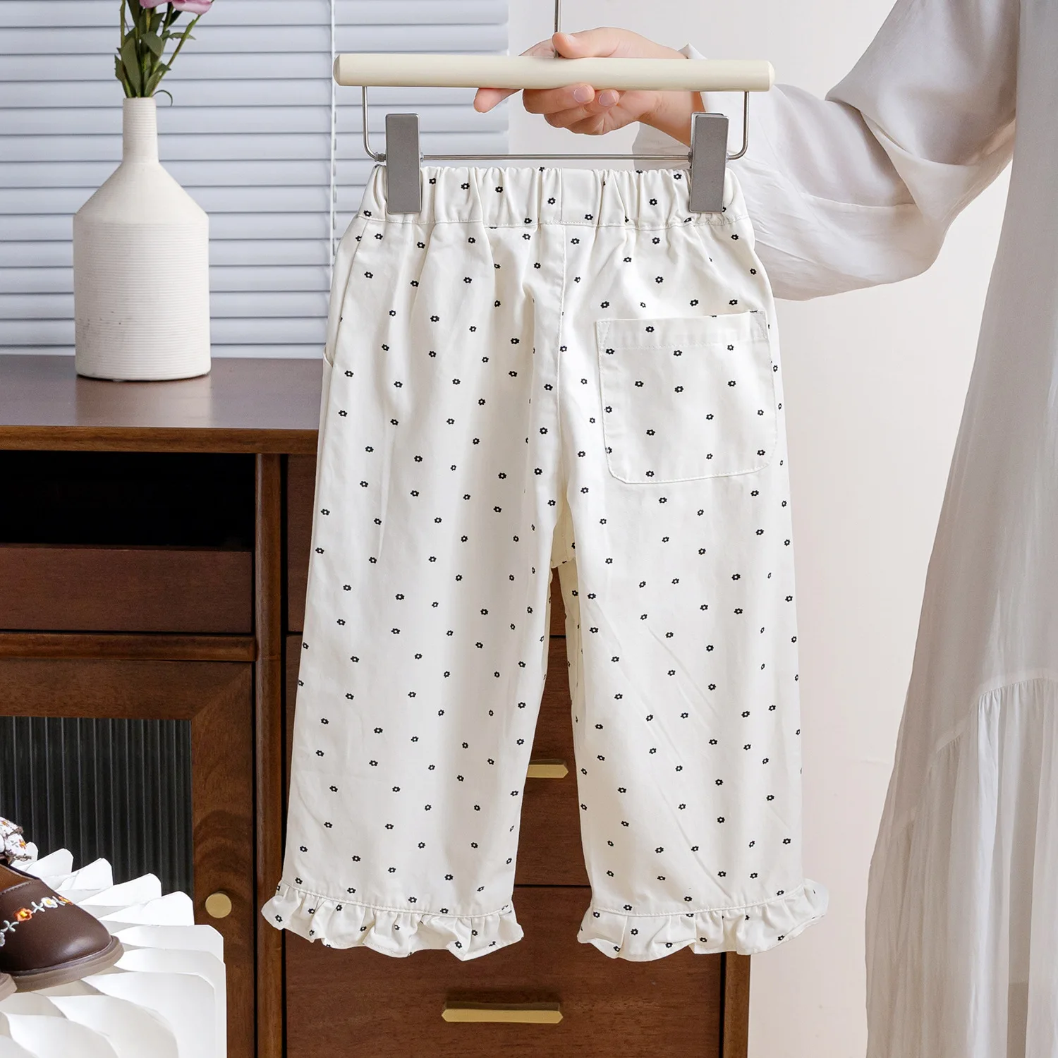 Girls' pants spring 2026 new spring outfit polka dot lace casual straight leg versatile pants
