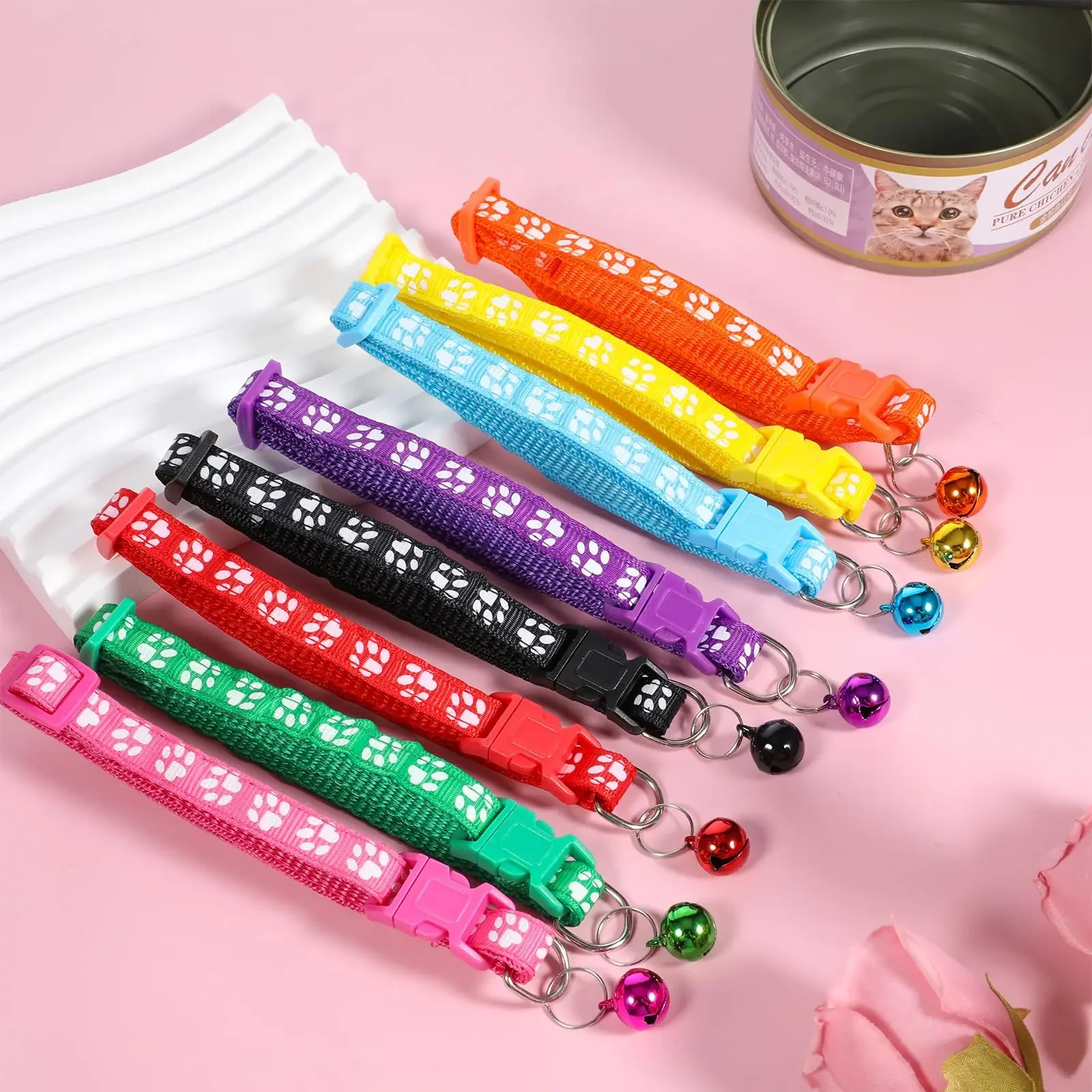 Collar con campana y huellas para gato y perro pequeño, ajustable - imagen 4