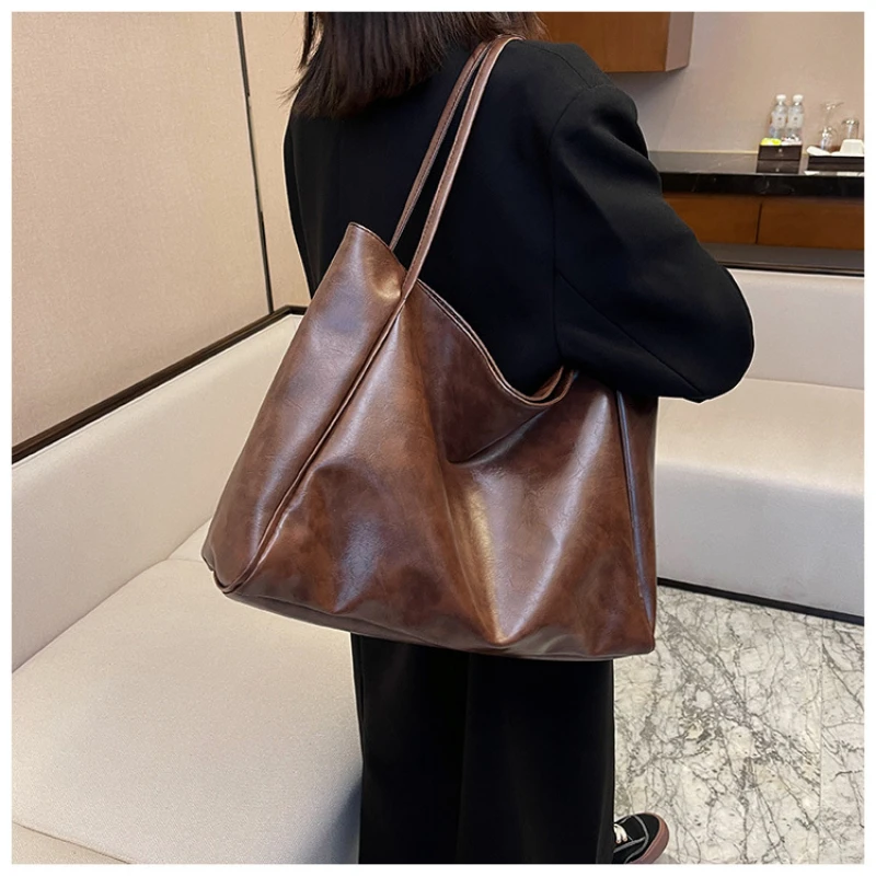 PU Soft Leather Shoulder Bags Solid Color Retro Design Handbag High Capacity Commuter Tote Bags Korea Style Stylish Shopping Bag