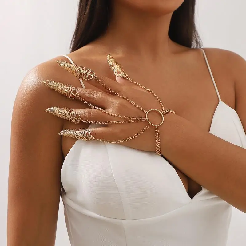 Vintage Gothic Metal Bracelet Punk Style Nail Chain Ring Ghost Finger Decor Adjustable for Alternative Fashion Daily Wear Gift