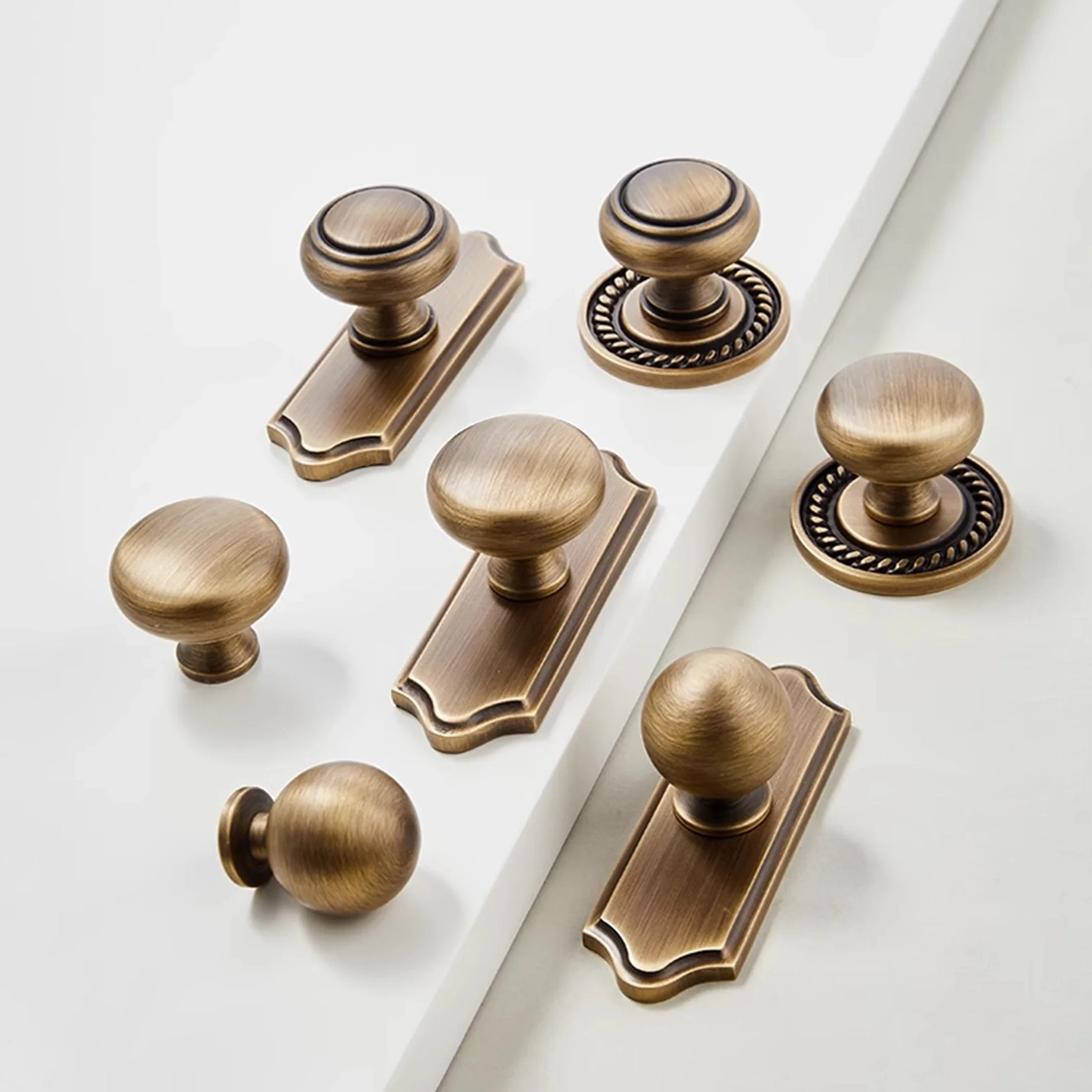 Antique Bronze Cabinet Handles With Backplate Solid Brass Vintage Wardrobe Pulls Kitchen Cupboard Door Knobs Furniture Handle