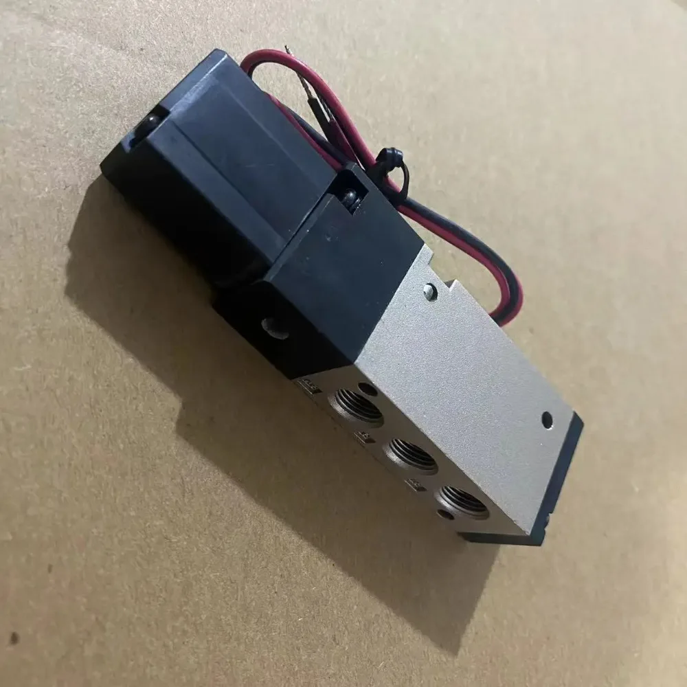 SV110 pneumatic solenoid valve SV110 two position five way control valve AC220 DC24