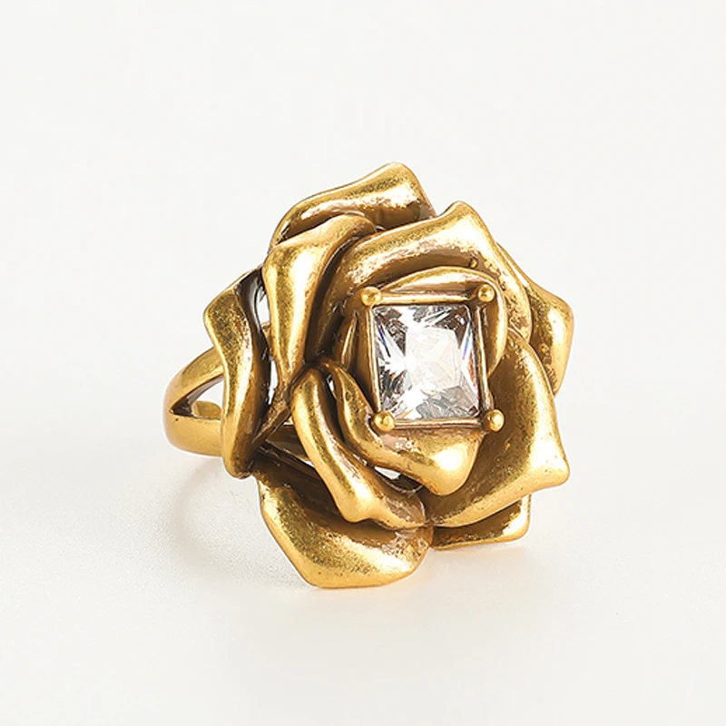 Vintage Gold Color 3D Multi-layered Rose Rings for Woman Square Cubic Zinconia Camellia Flower Retro American Accessories 2024