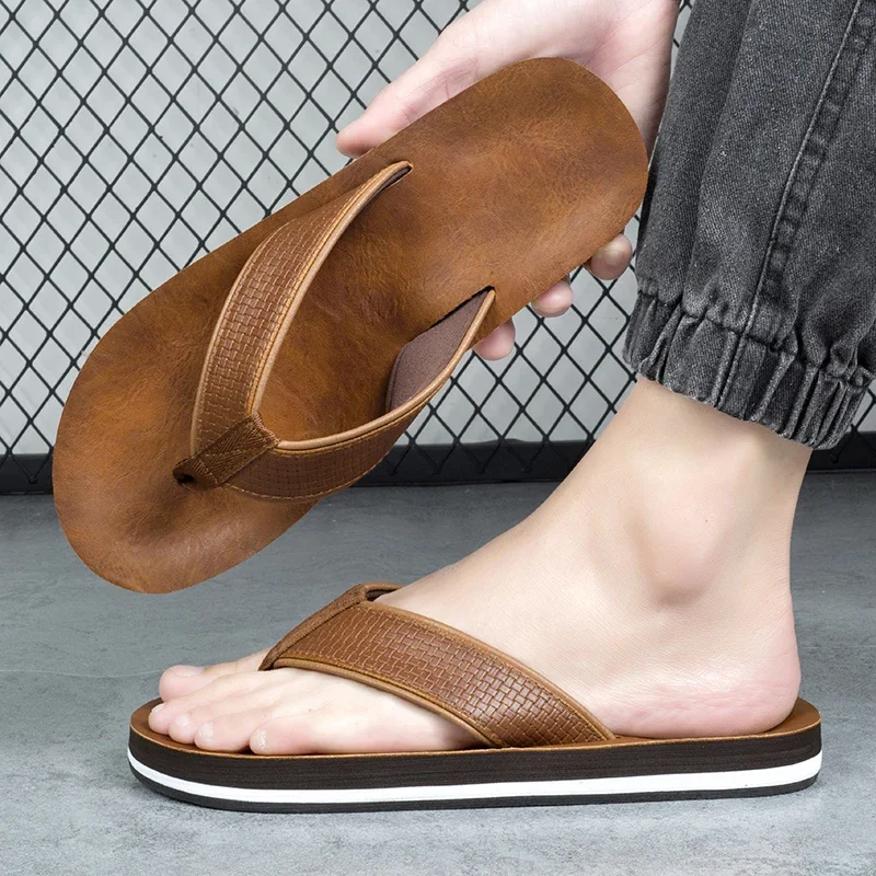 

New Sandals Shoes Men Summer Men Flip Flops High Quality Beach Sandals Anti-slip Zapatos Hombre Casual Shoes 2025 Man Slippers