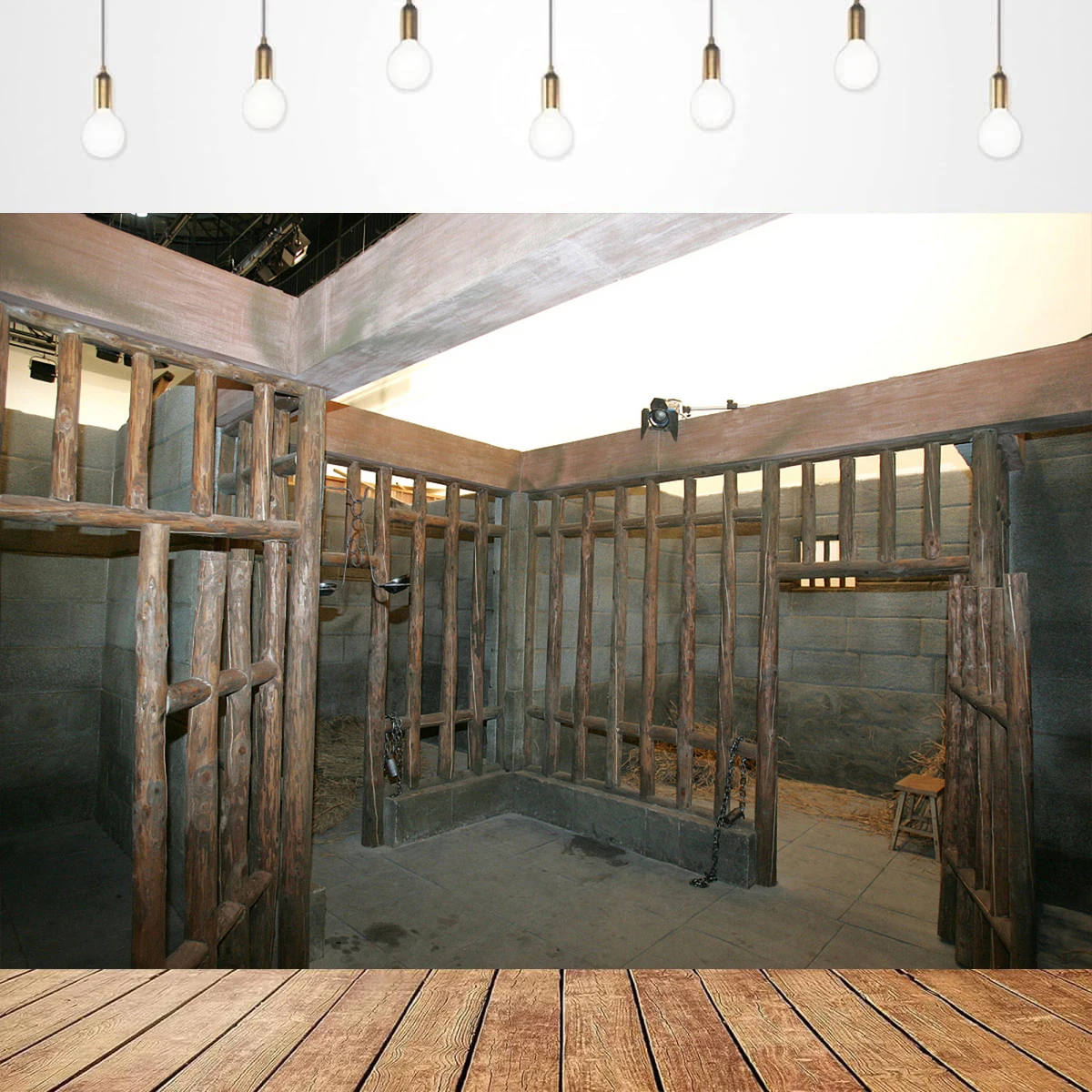 Fondo Fotográfico de Cámara de Torturas Medieval, Celdas Subterráneas con Antorchas, Estufa Antigua, Fondo de Celda de Prisión Antigua