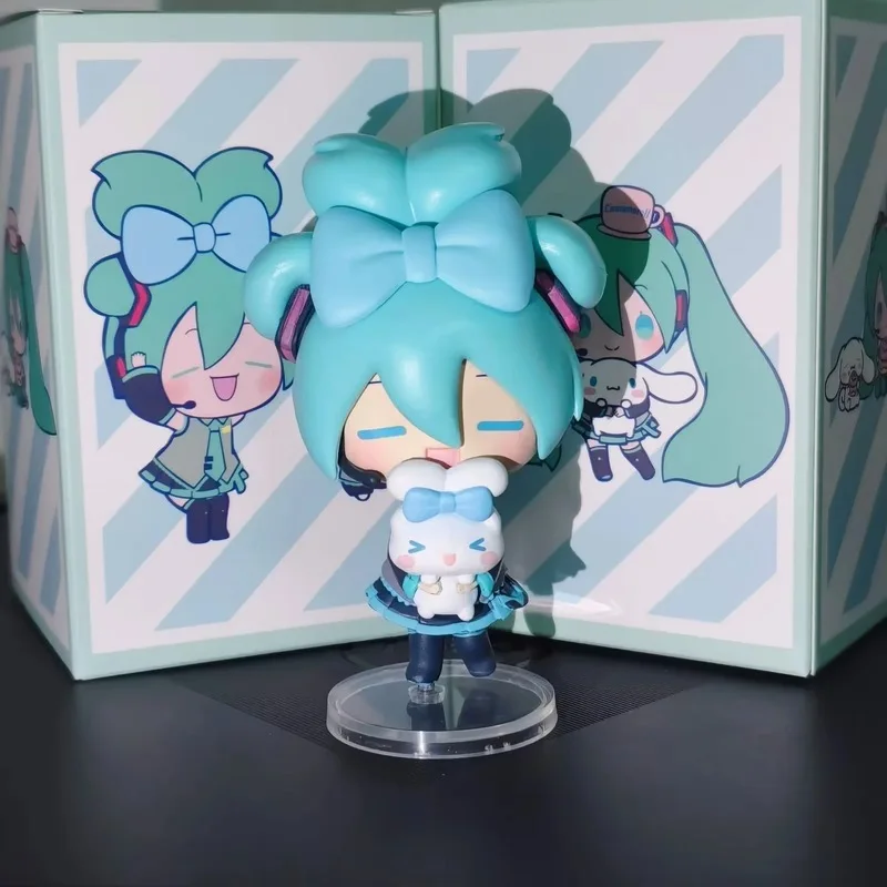 10 cm Hatsune Miku Q-Version Cos Cinnamoroll Anime Figur Smiley Gesicht Kawaii Desktop Ornament Nette Puppe Modell mädchen Weihnachten Geschenk