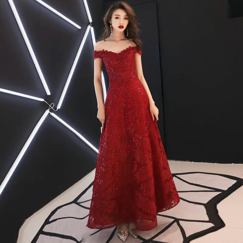 فستان نخب بكتف واحد، فستان زفاف جديد للعروس 2025، نمط طويل مثير للتخسيس، أحمر خمري، يمكن ارتداؤه في أيام الأسبوع
