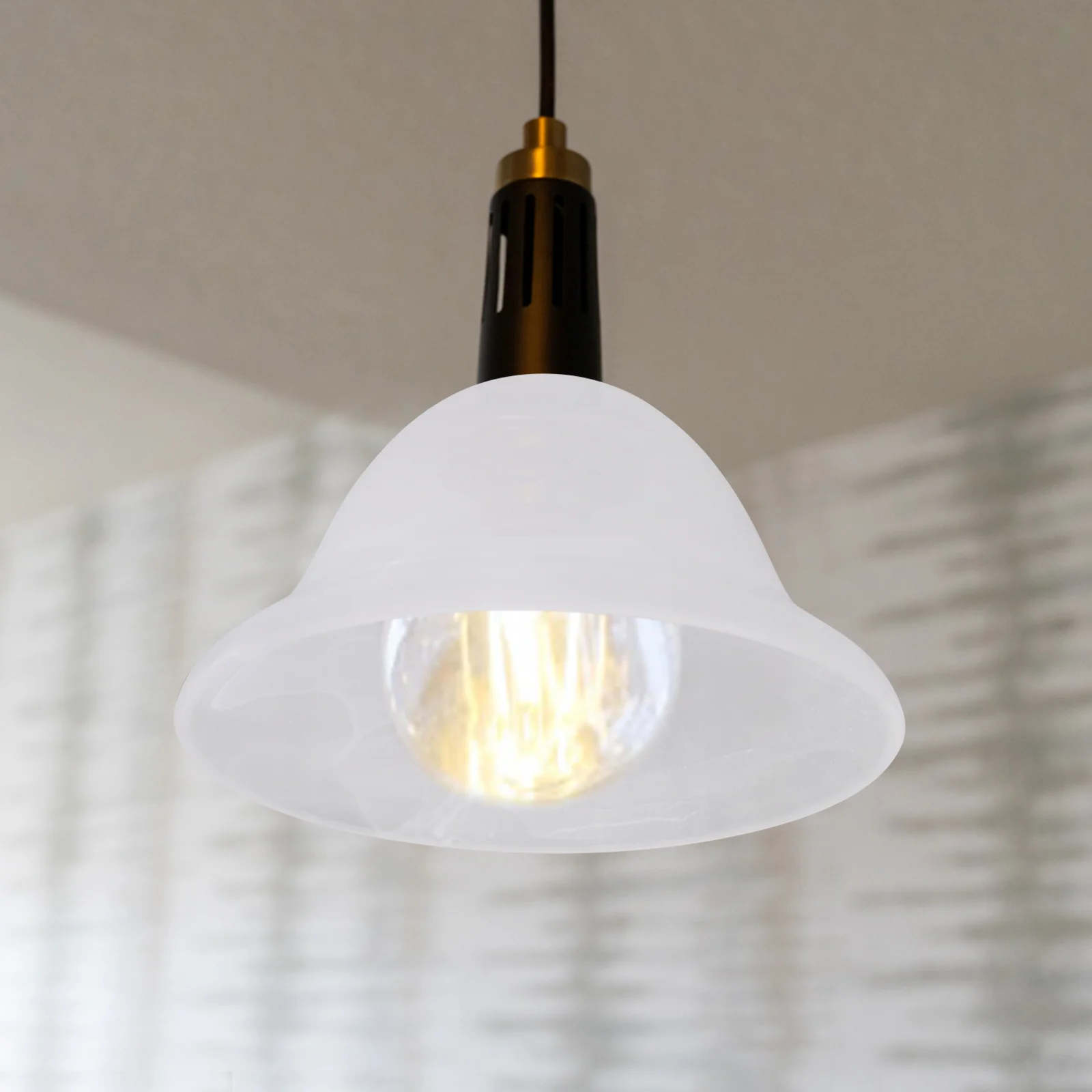 

Delicate Glass Lampshade Decorative Lamp Shade Pendant Light Cover for Home Hanging Light Natural Warm Illumination