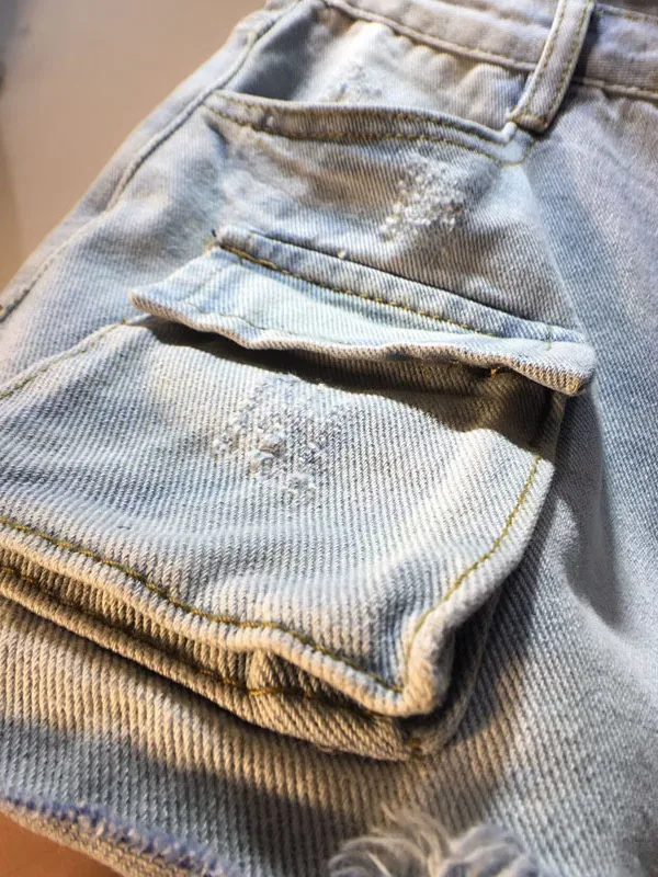 European station 2025 summer new splicing plaid cloth high waist and thin tooling pocket rough edge denim shorts women's pants