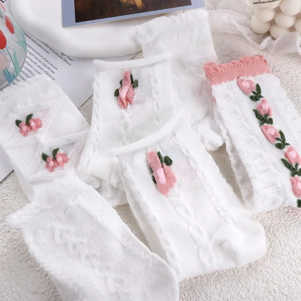 Personality Kawaii Harajuku Breathable Female Lattice Women Socks Female Hosiery Middle Tube Socks Flower Socks