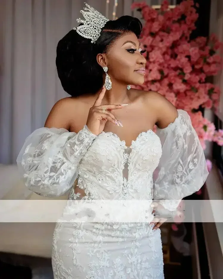 Robe De mariée sirène en dentelle, personnalisée, avec des Appliques en cœur, Vintage, épaules dénudées, robe De mariée De jardin