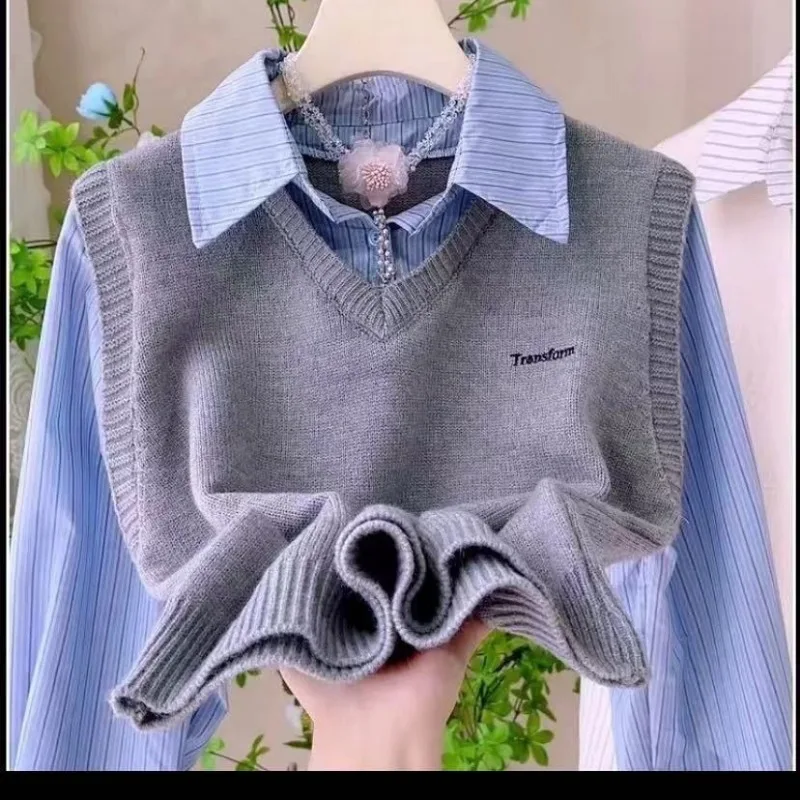 2025 وهمية قطعتين قميص مخطط المرأة أوائل الخريف قصيرة محبوك سترة سترة تقسم المرأة سترة جديدة #2