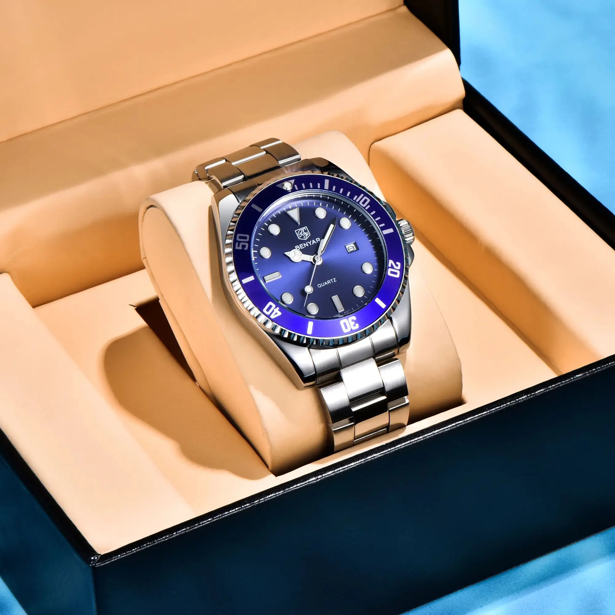 2026 BENYAR Urban Casual Herren Quarzuhr Raffinierter Stil Edelstahl Hardlex Kalender Leuchtende Uhr Bestseller-Modell