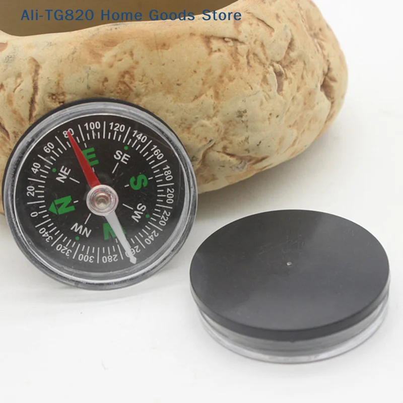 [TG820]Portable Mini Precise Compass Practical Guider Survival Button Design Compass