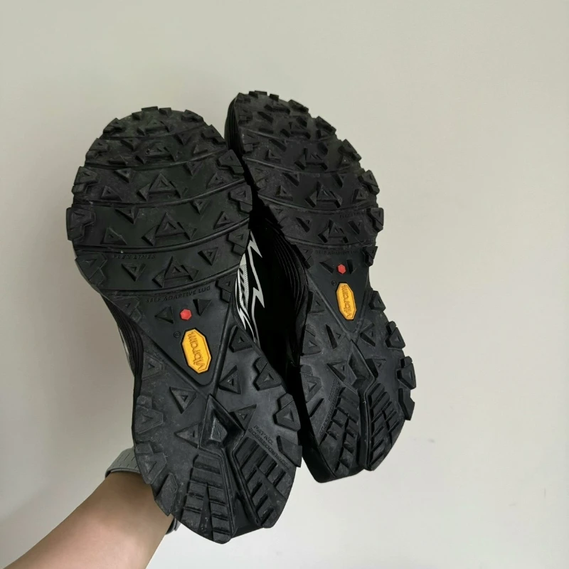 Luxury Brand Trail Running Shoes Men Women Quick Lacing Outdoor Sports Shoes Unisex Anti Slip Jogging Shoe Couples Size 36-45