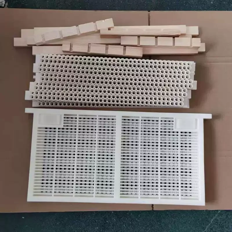 Queen Rearing Box with Cell Cups, for  Bees, Beekeeping Supplies
