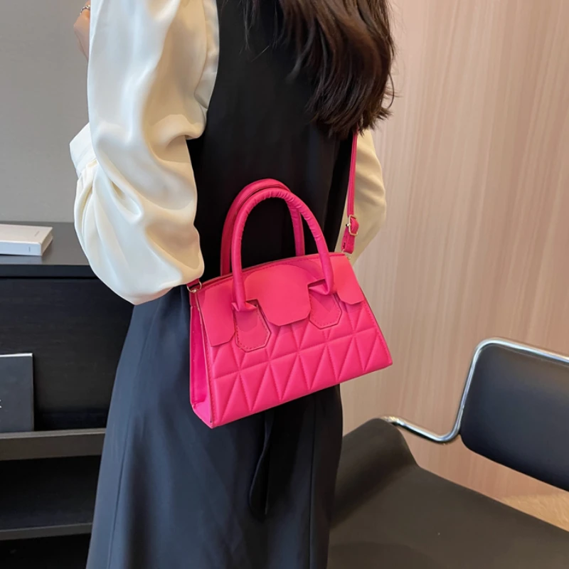 Shoulder Bag Trend Design Diamond Lattice Handbags 2023 New PU Leather Retro Style Solid Color Casual Business Party Quilted Bag